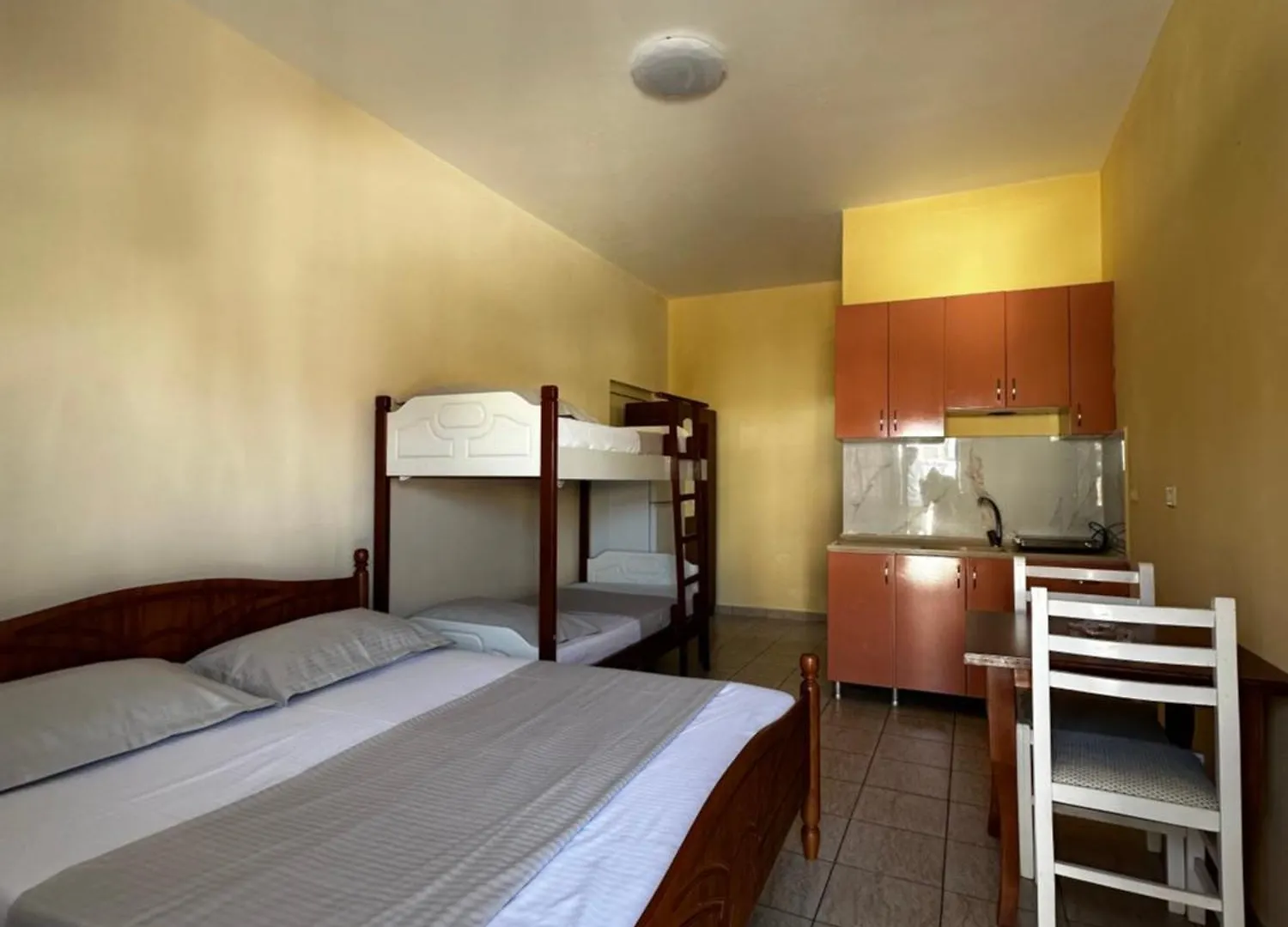 Lejlighedshotel Hotel Ani-T Velipojë